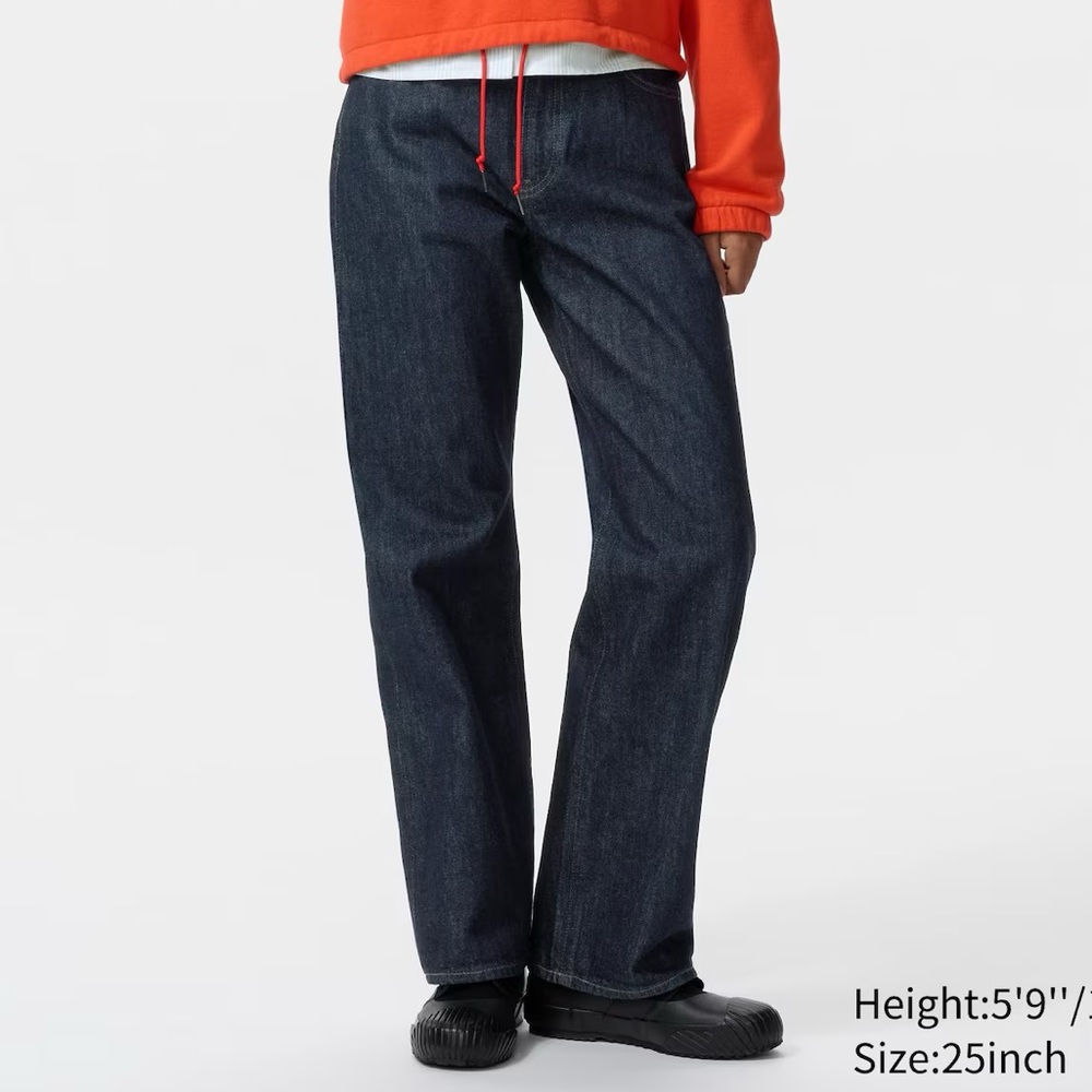 Uniqlo x JW Anderson Women's Straight Leg Jeans in Dark Indigo